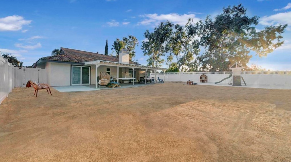 43105 Agena St, Temecula CA  92592-3295 exterior