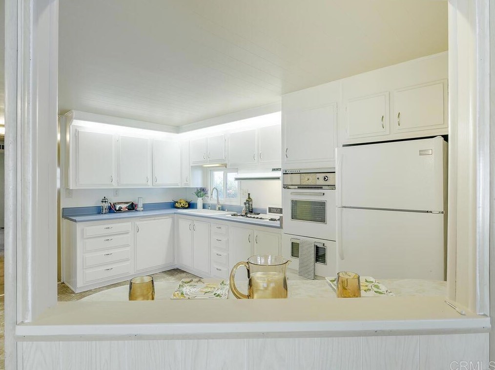 2280 E Valley Pkwy #136, Escondido, CA 92027