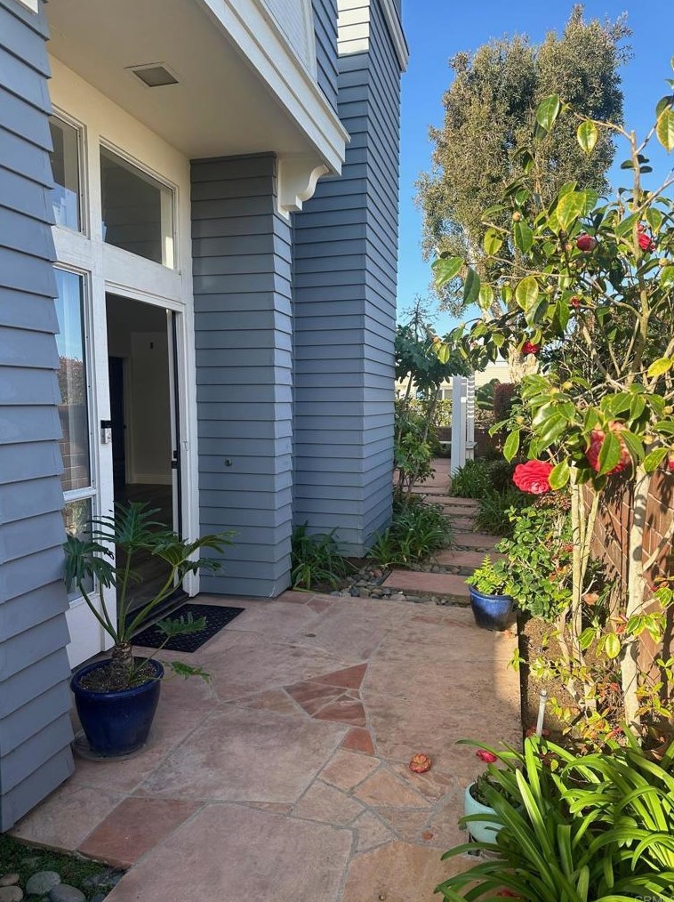 7405 Lantana Ter, Carlsbad, CA 92011