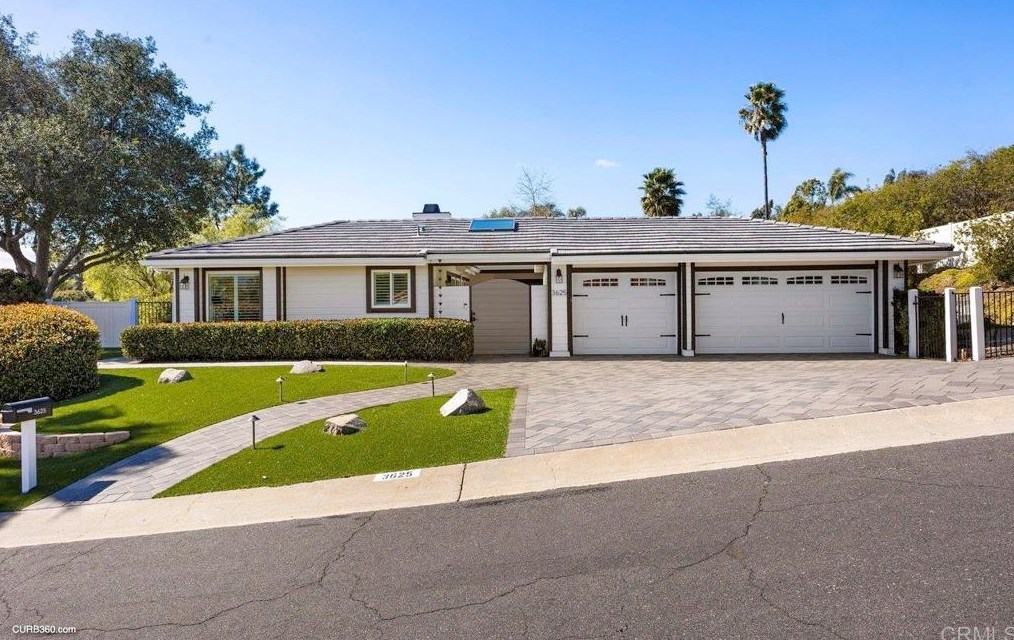 3625 Vista De La Canada, Escondido, CA 92029-7944
