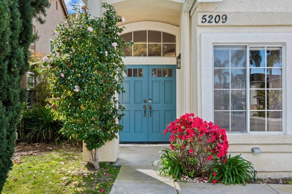 5209 Caminito Vista Lujo, San Diego, CA 92130-2856