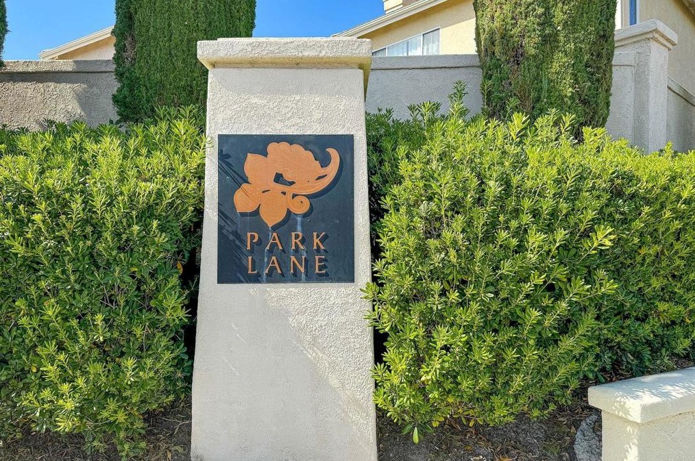 340 Belflora Way, Oceanside CA  92057-7634 exterior