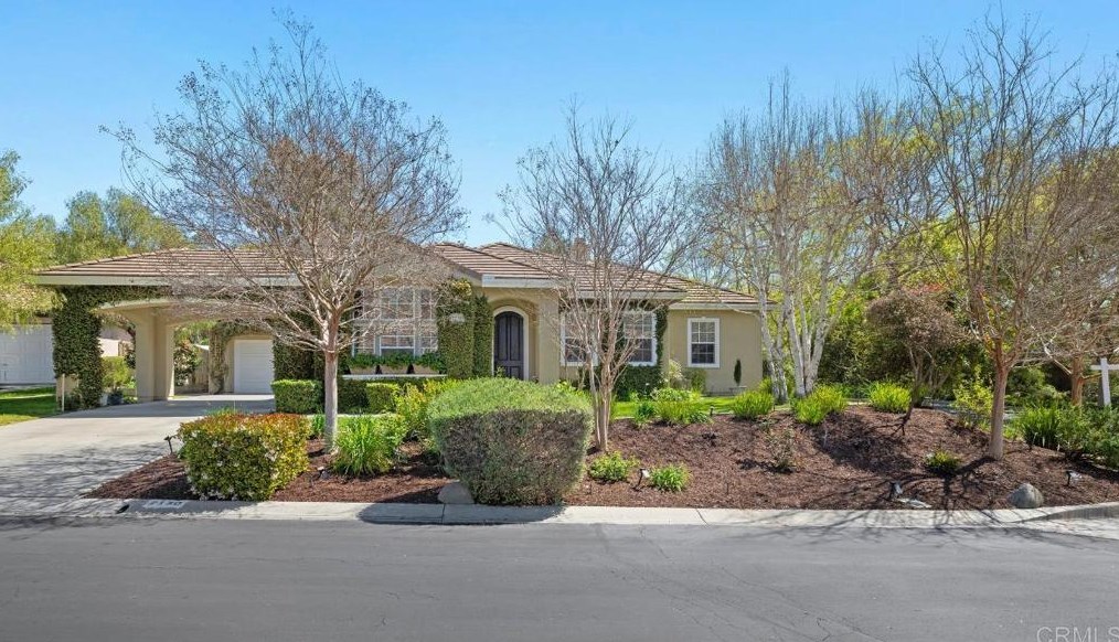 2130 Castlebay, Fallbrook CA  92028-4491 exterior