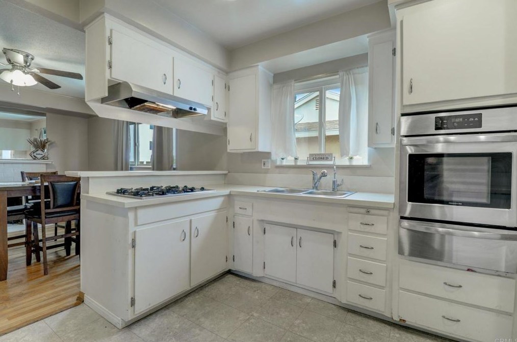 659 Beechwood St, Escondido, CA 92025