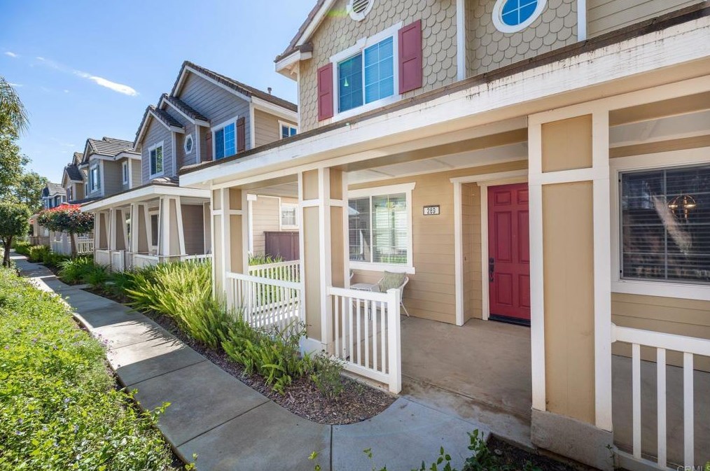 289 Syrah Ln, San Marcos, CA 92069