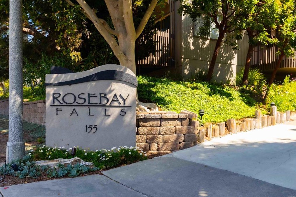 155 Rosebay Dr #18, Encinitas, CA 92024