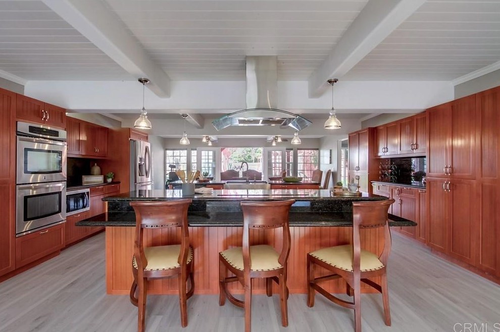 3350 Tropicana Dr, Oceanside, CA 92054-3823