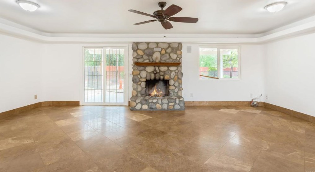 2465 Summerhill Ln, Fallbrook, CA 92028-4431