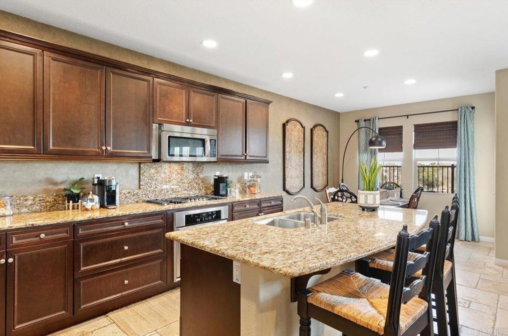 8408 Christopher Ridge Ter, San Diego CA 92127-6143 exterior