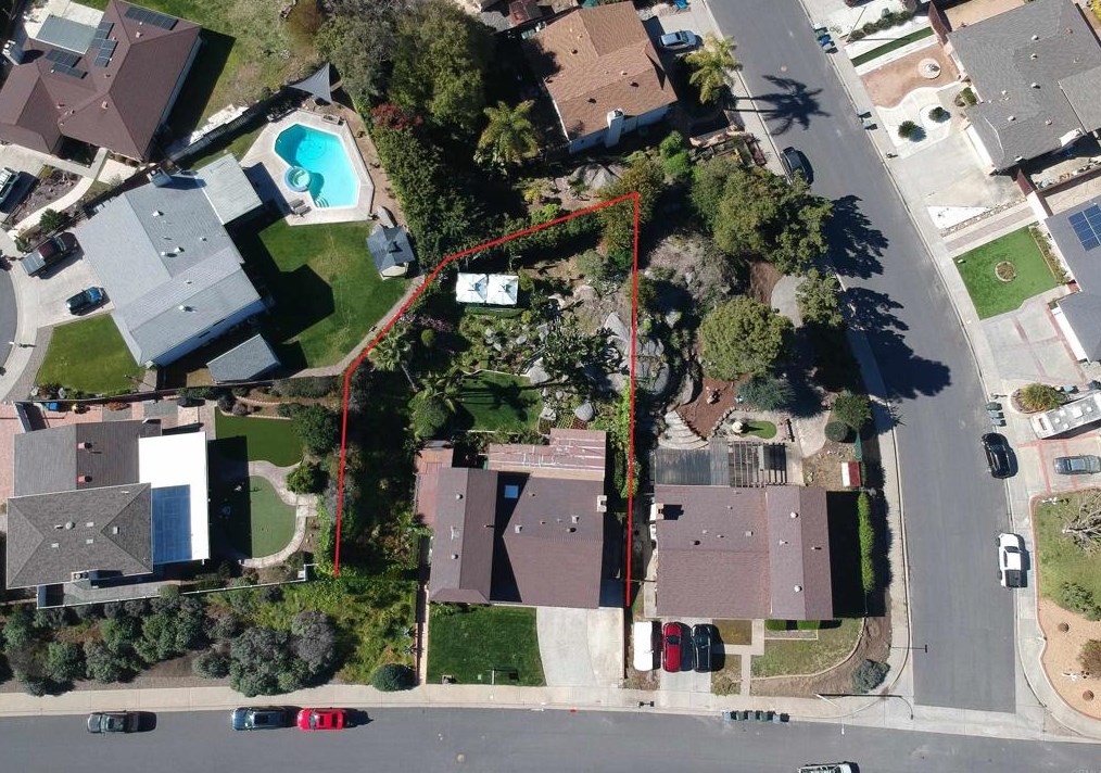 2101 Fantero Ave, Escondido, CA 92029-4233