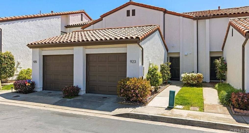 923 Fuchsia Ln, Carlsbad, CA 92011