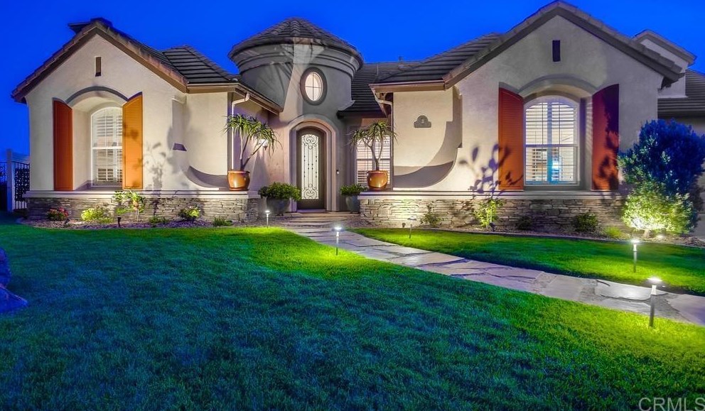 2187 Kirkcaldy Rd, Fallbrook CA  92028-5407 exterior