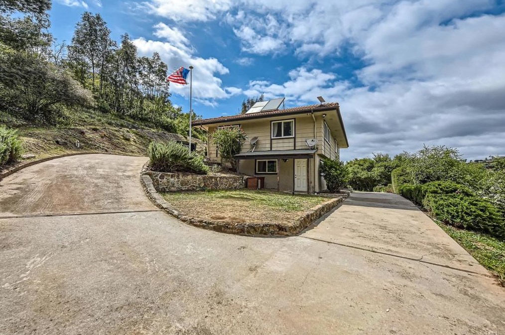 29515 Lilac Rd, Valley Center, CA 92082