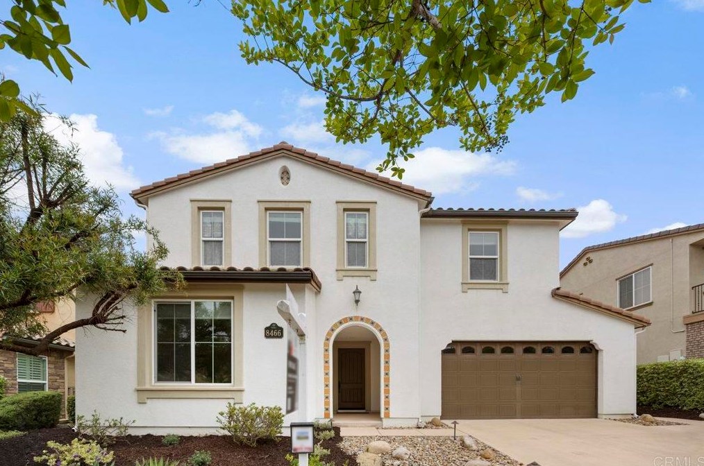 8466 Warden Ln, San Diego, CA 92127