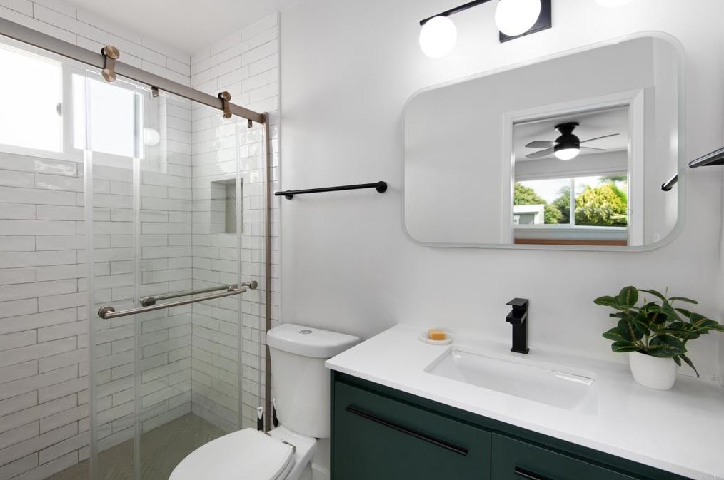 7188 Batista St, San Diego CA  92111-3434 exterior