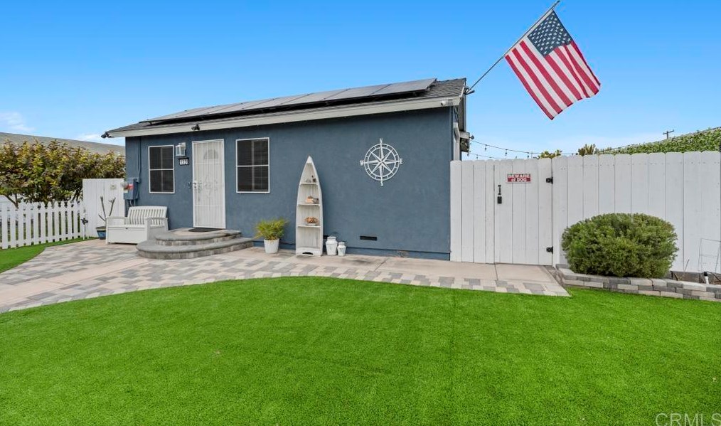 1336 Bush St, Oceanside, CA 92058