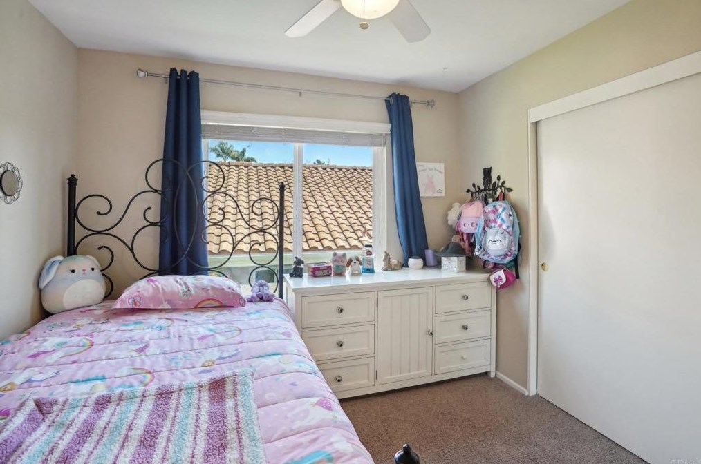 1154 Brioso Ct, Vista CA  92081-9092 exterior