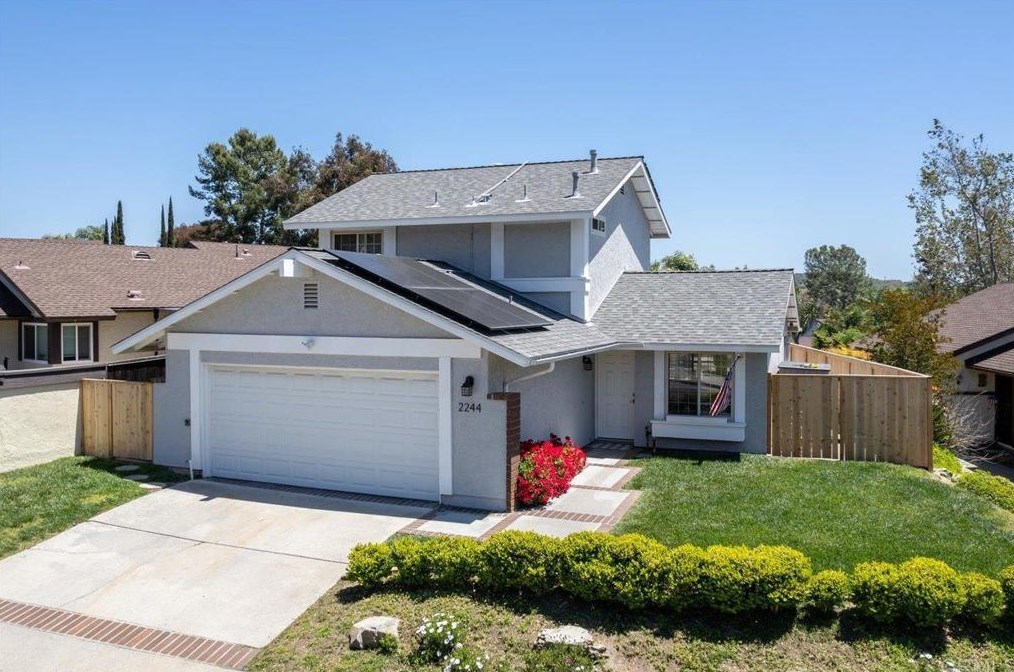 2244 Village Rd, Escondido, CA 92026-1215