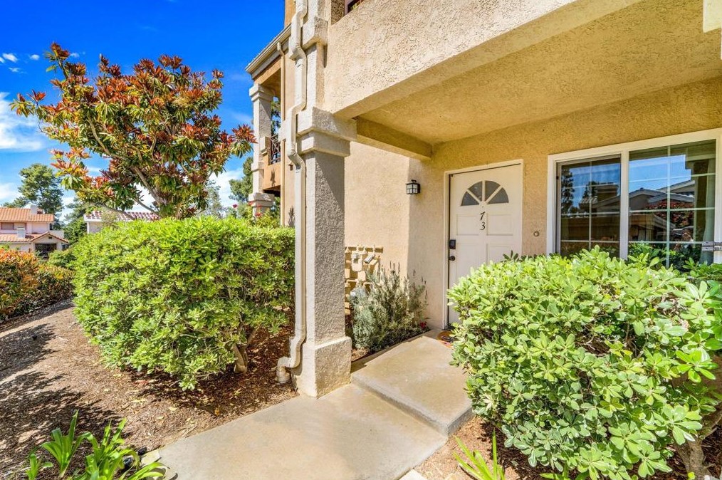 3210 Costa Alta Dr #73, Carlsbad, CA 92009