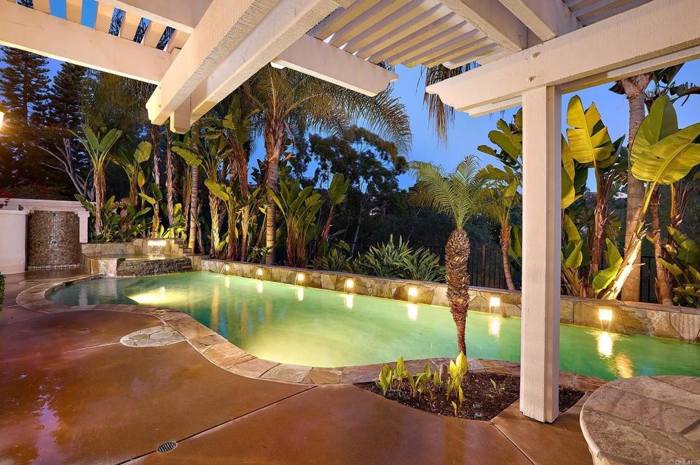 2809 Carrillo Way, Carlsbad, CA 92009