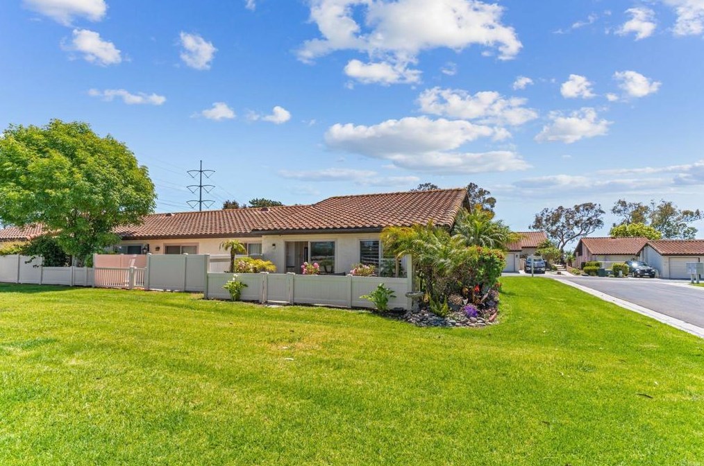 314 Volney Ln, Encinitas, CA 92024-4817
