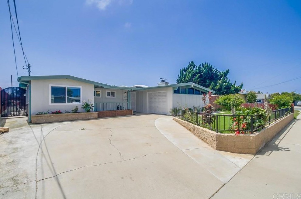 1005 Oneonta Ave, Imperial Beach, CA 91932
