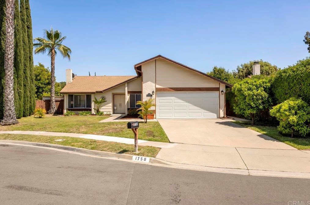 1750 Emogene Pl, Escondido, CA 92026-1043