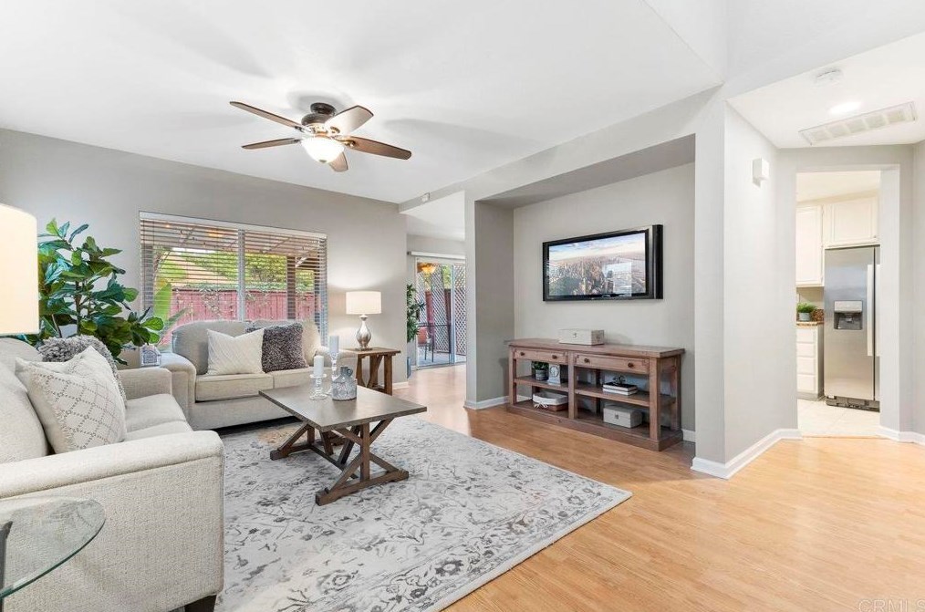 456 Dakota Way, Oceanside, CA 92056-5667