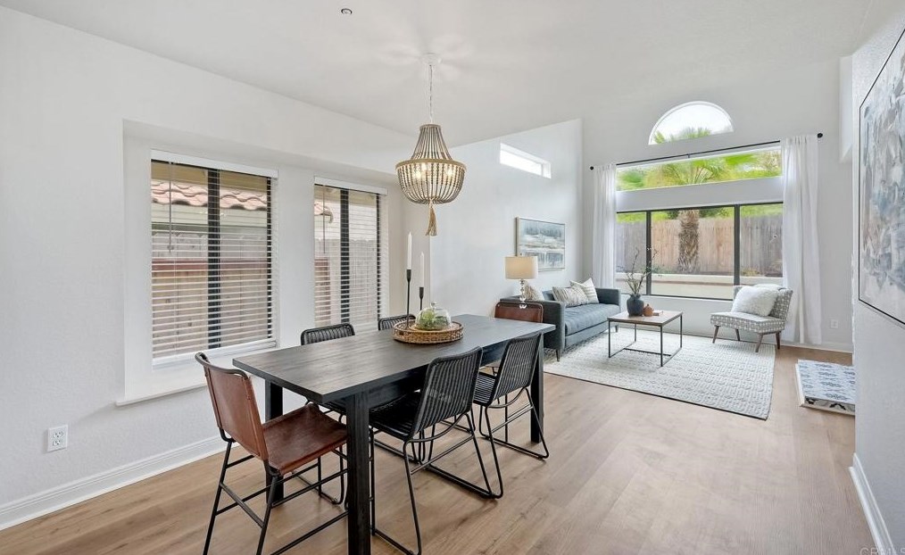 647 Paseo Rio, Vista CA  92081-6323 exterior