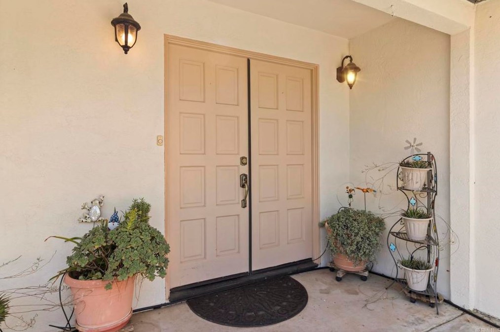 267 Via Taquita, Ramona, CA 92065-5006