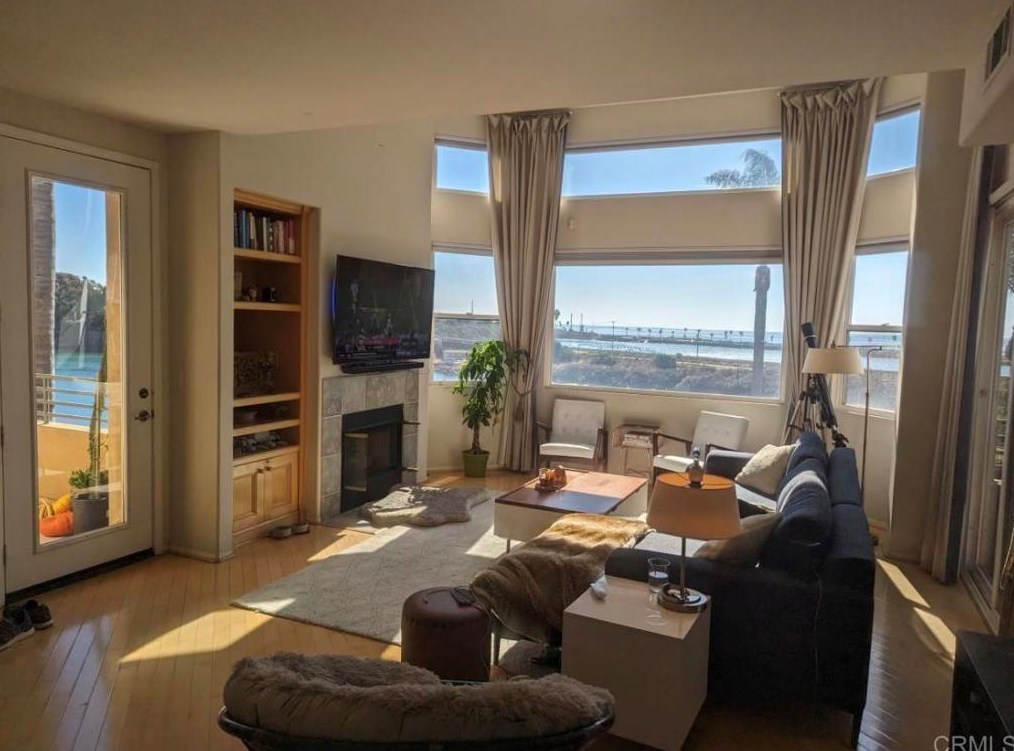 805 Kalpati Cir, Carlsbad, CA 92008-4192