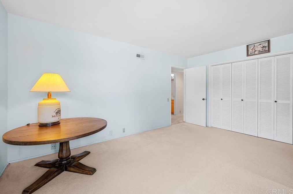 17930 Mirasol Dr, San Diego CA 92128-1222 exterior