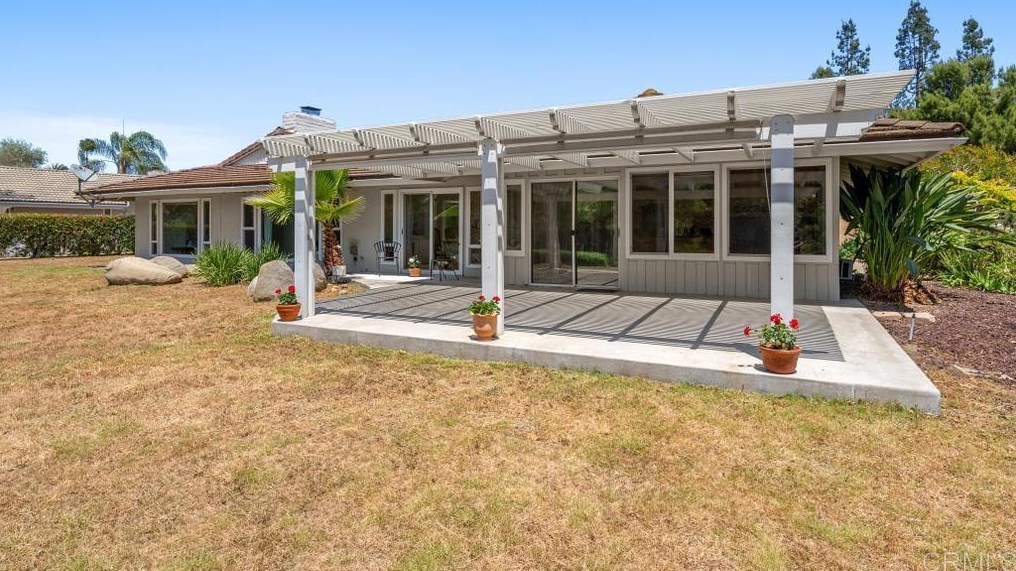 17930 Mirasol Dr, San Diego CA 92128-1222 exterior