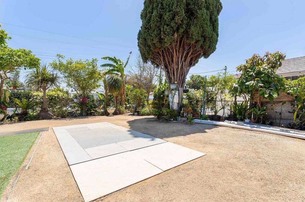 4927 Luna Dr, Oceanside, CA 92057-4332