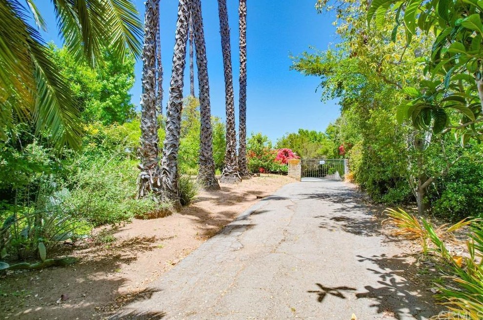 2269 Alta Vista Dr, Vista, CA 92084