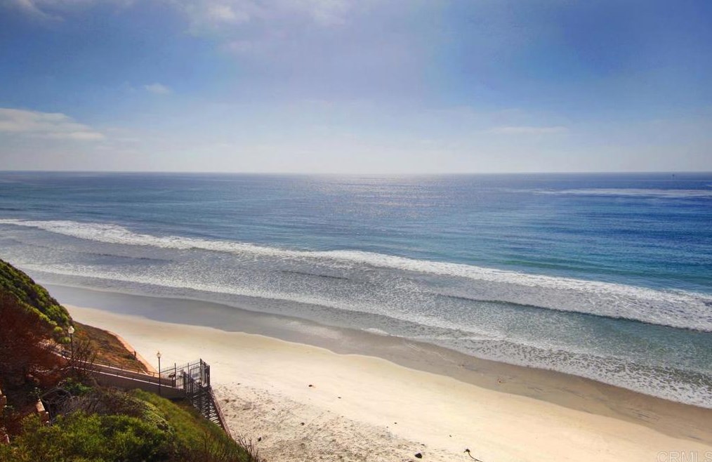 746 Sierra Ave, Solana Beach CA  92075-2615 exterior