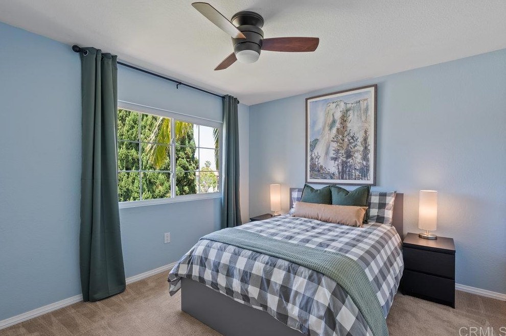 1963 White Birch Dr, Vista CA 92081-7317 exterior