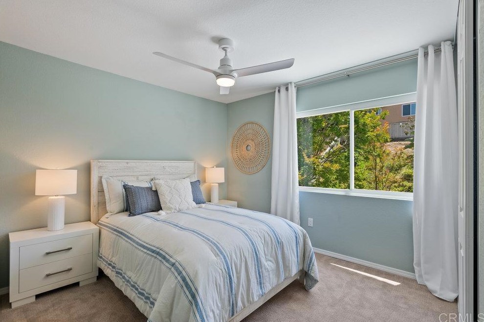 1963 White Birch Dr, Vista CA 92081-7317 exterior