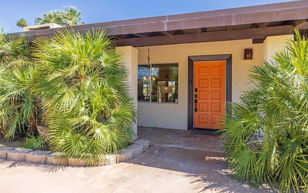 193 Montezuma Rd, Borrego Springs, CA 92004-4271