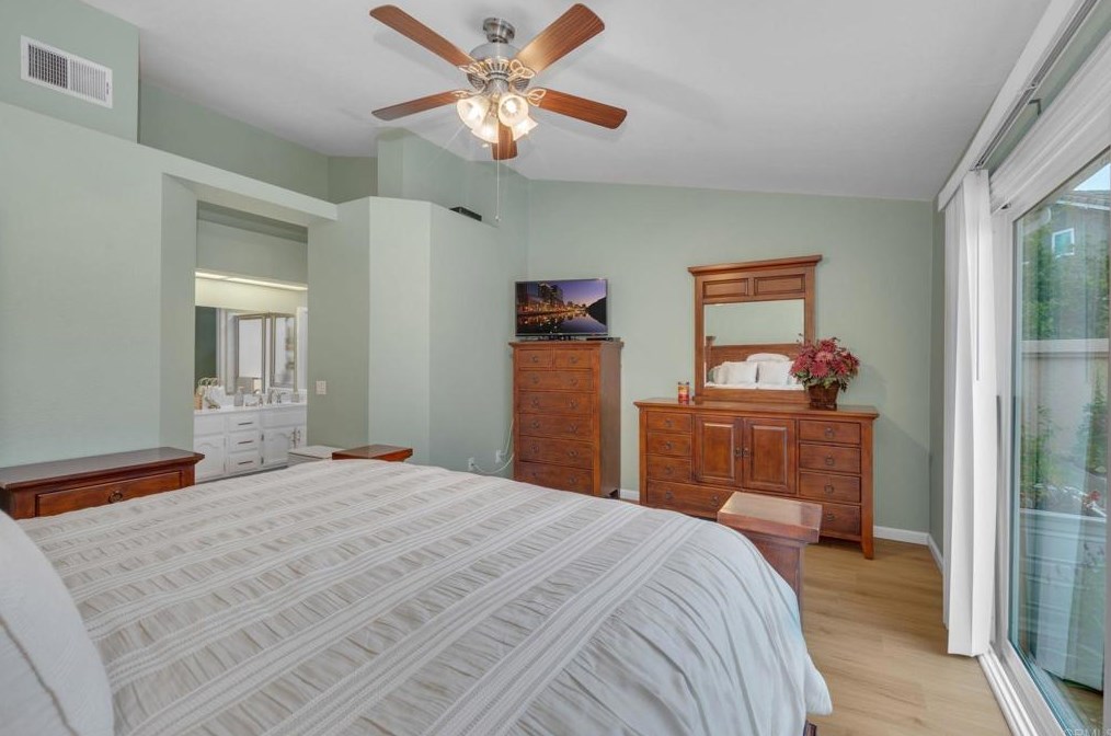 377 Apollo Dr, Vista CA  92084-4325 exterior