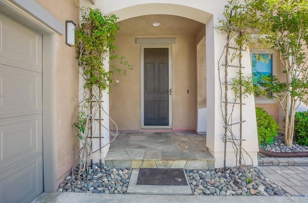 1571 Paulann Ct, Fallbrook, CA 92028-4160