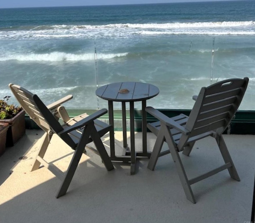 1721 Pacific St, Oceanside, CA 92054-5849
