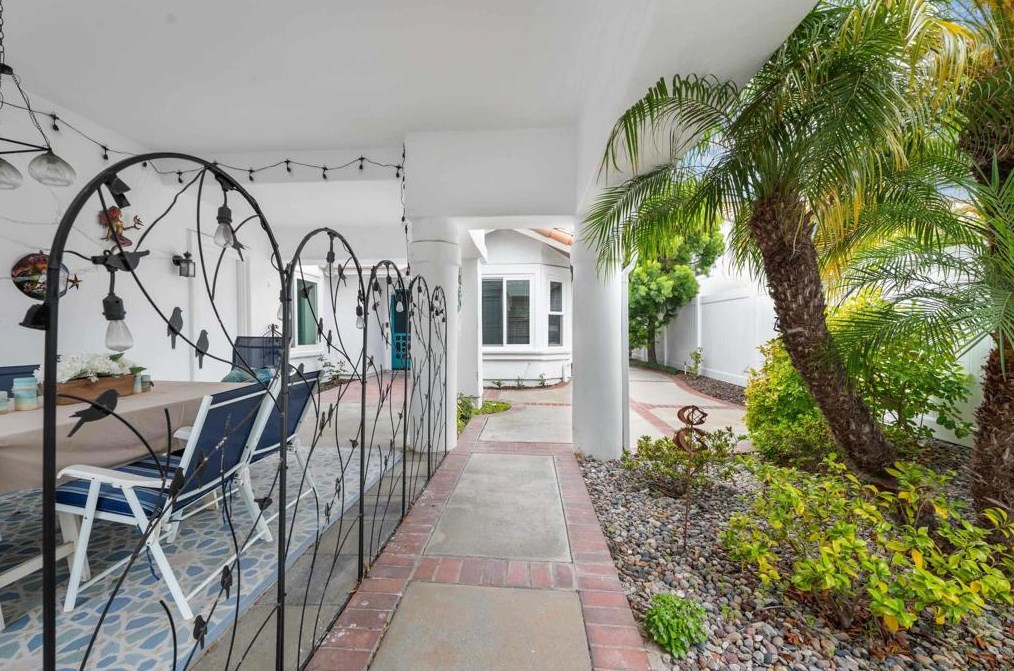 4946 Delos Way, Oceanside, CA 92056
