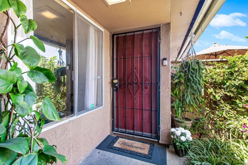 1146 Madera Ln, Vista, CA 92084