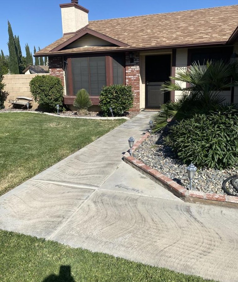 42944 22nd St, Lancaster, CA 93536