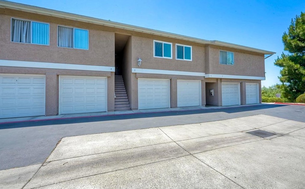 4241 Mesa Vista Way #5, Oceanside, CA 92057