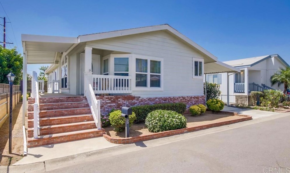 2300 E Valley Pkwy #25, Escondido, CA 92027
