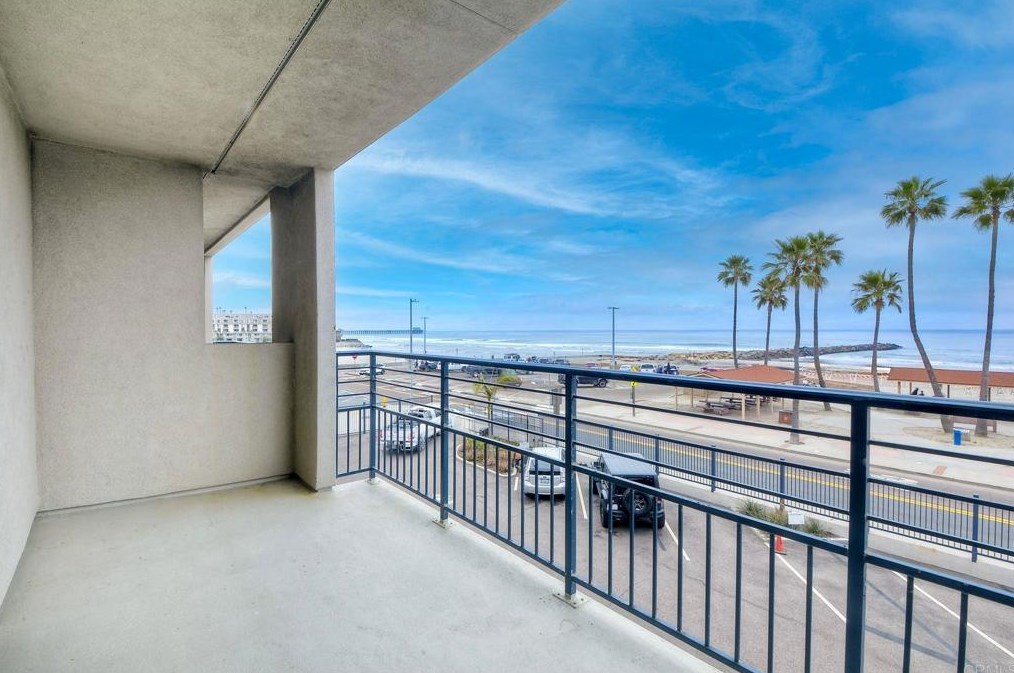 1202 N Pacific St #311a, Oceanside, CA 92054
