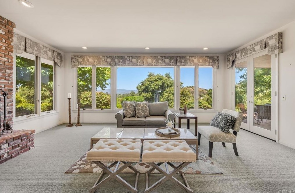 145 Yucca Rd, Fallbrook, CA 92028