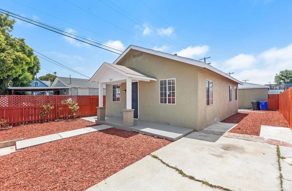 4221 Dwight St, San Diego, CA 92105